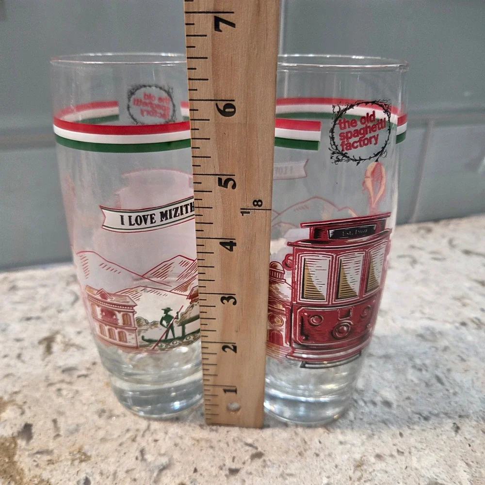 Vintage The Old Spaghetti Factory I Love Mizithra Trolley Drinking Glasses Set 2